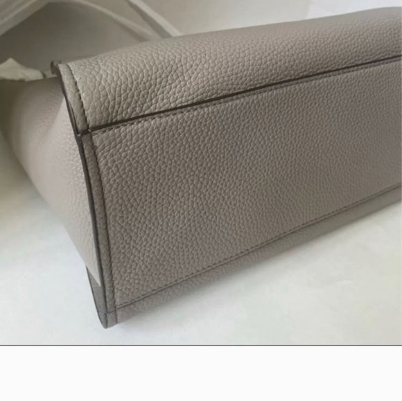 Tory Burch Britten Small Slouch - Picture 4 of 5